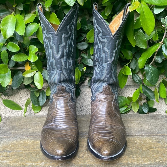 Vintage Leather Cowboy Western Boots - Picture 3 of 15
